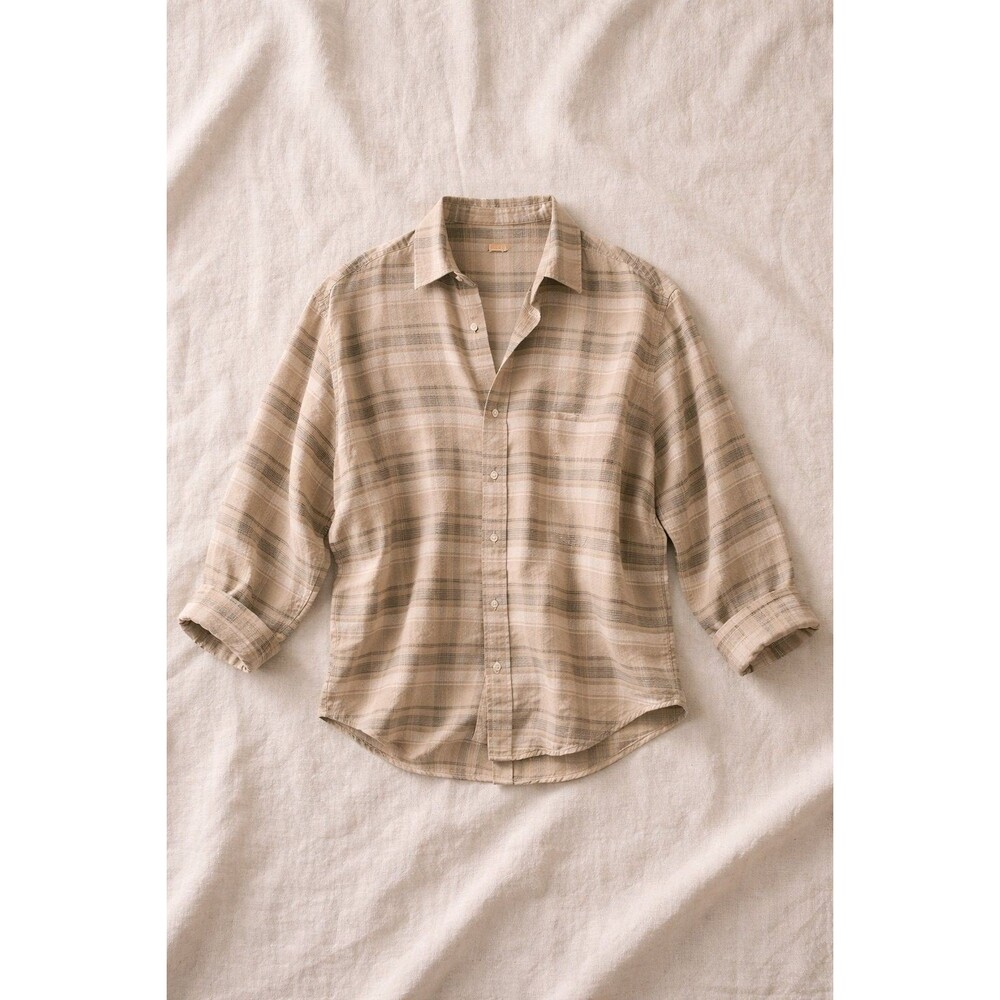First Class Women's White Pink Plaid Long Sleeve Button Down Size Medium